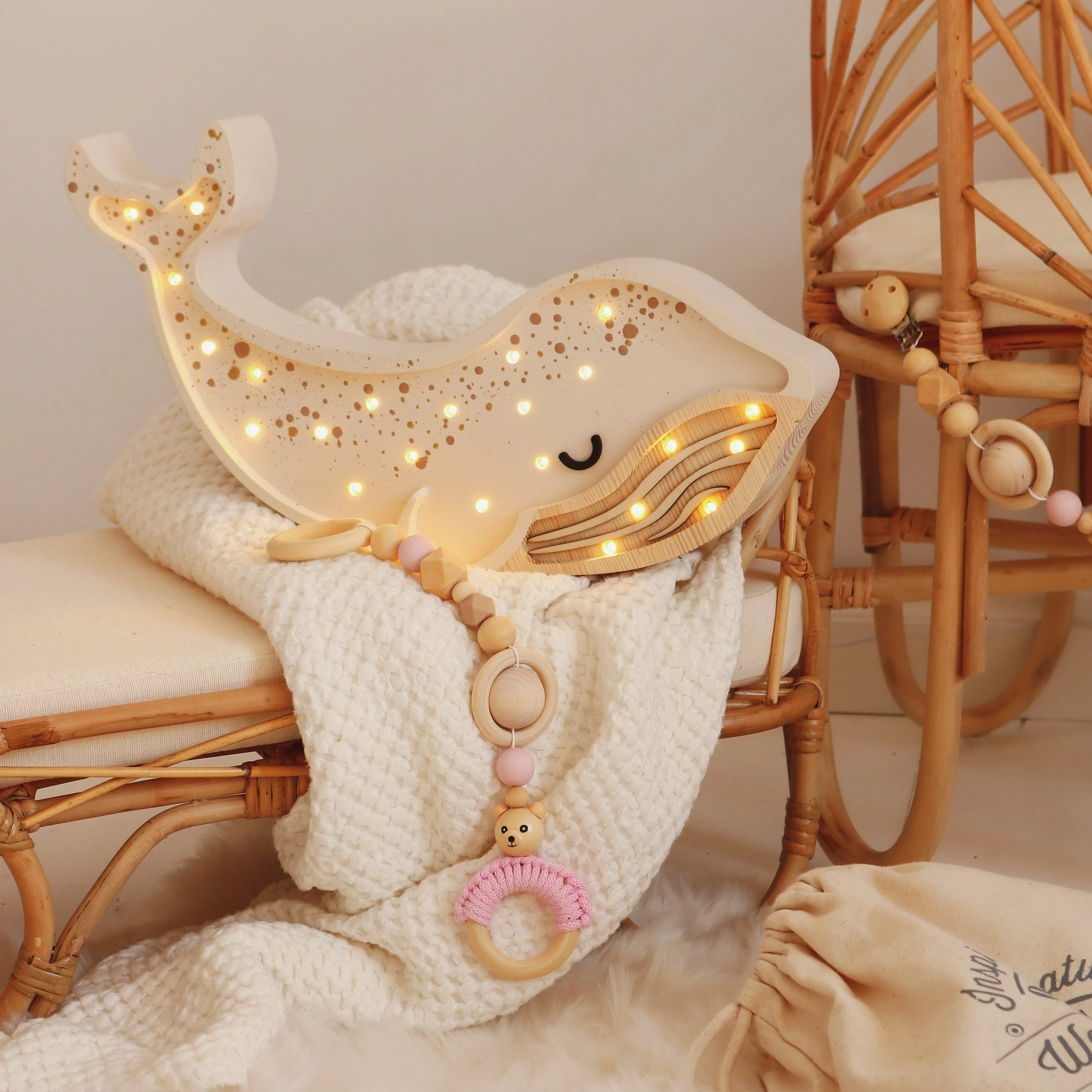Little Lights Whale Lamp - Image 6